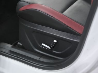Geely Coolray 2023 года, 3 699 км - вид 17