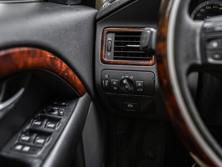 Volvo XC70 2008 года, 401 000 км - вид 11