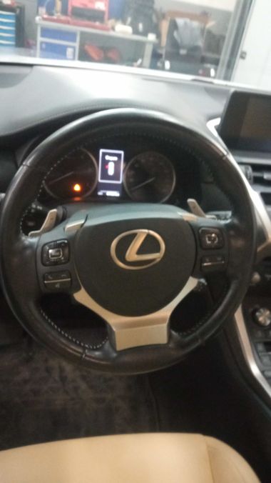 Lexus NX 2017 года, 41 569 км - вид 5
