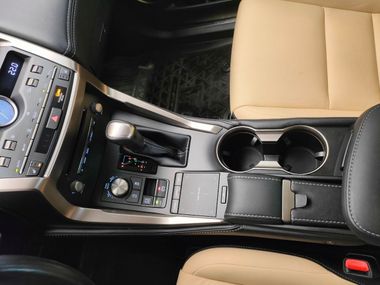 Lexus NX 2017 года, 41 569 км - вид 11
