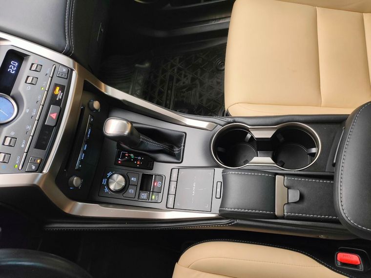 Lexus NX 2017 года, 41 569 км - вид 11
