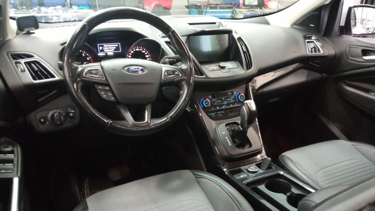 Ford Kuga 2016 года, 149 592 км - вид 6