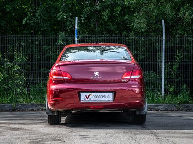 Peugeot 408 2013 года, 146 500 км - вид 4