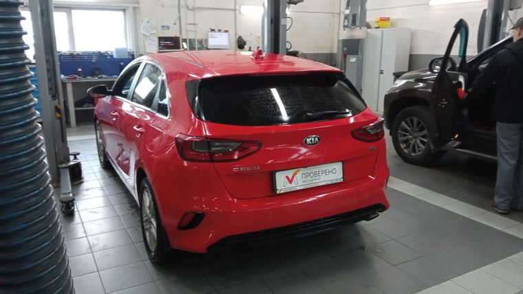 Kia Ceed 2019 года, 96 707 км - вид 4