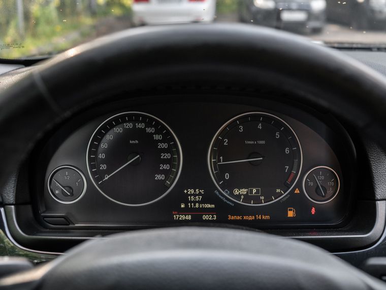 BMW 5 серия 2013 года, 172 100 км - вид 5