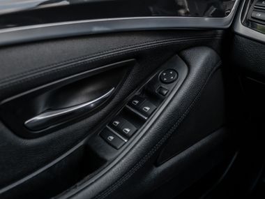 BMW 5 серия 2013 года, 172 100 км - вид 12