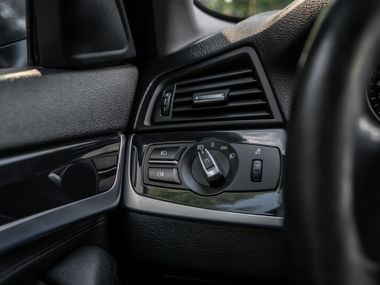 BMW 5 серия 2013 года, 172 100 км - вид 13