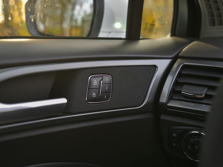 Ford Mondeo 2017 года, 170 568 км - вид 10