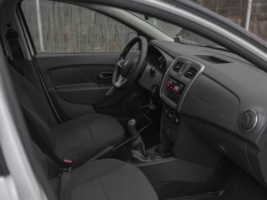 Renault Logan 2020 года, 62 300 км - вид 11