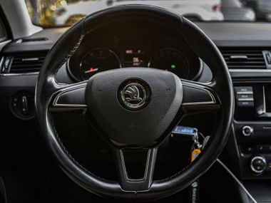 Skoda Octavia 2016 года, 176 812 км - вид 6