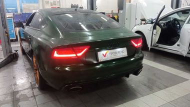 Audi A7 2010 года, 204 447 км - вид 4