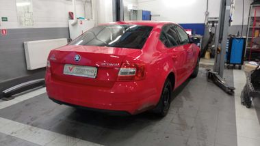 Skoda Octavia 2015 года, 118 499 км - вид 3