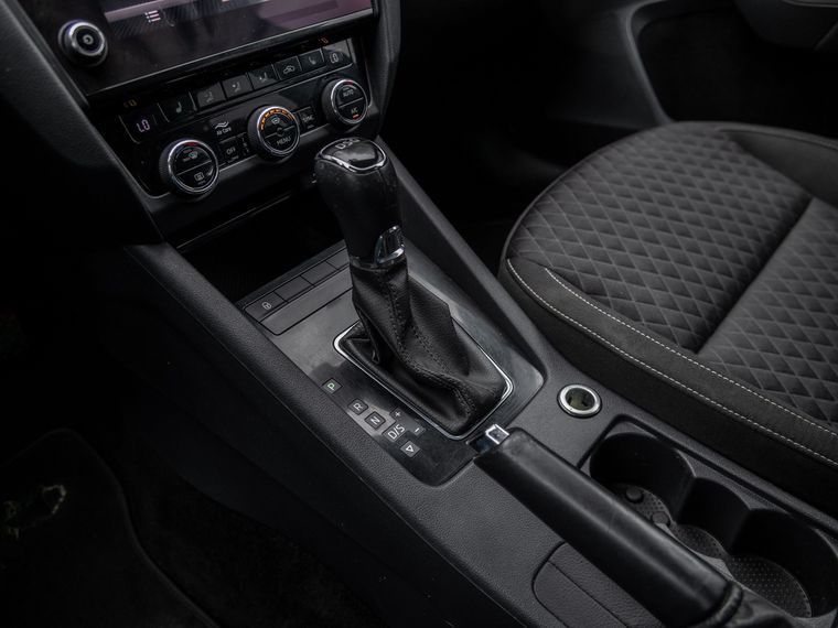 Skoda Octavia 2018 года, 125 108 км - вид 10