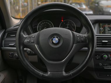 BMW X5 2013 года, 237 200 км - вид 6