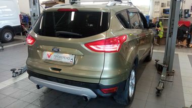 Ford Kuga 2012 года, 174 823 км - вид 3