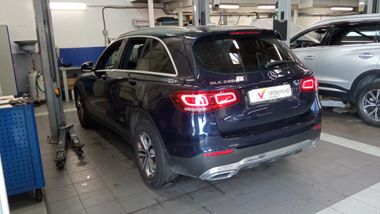 Mercedes-Benz GLC-класс 2021 года, 94 859 км - вид 4