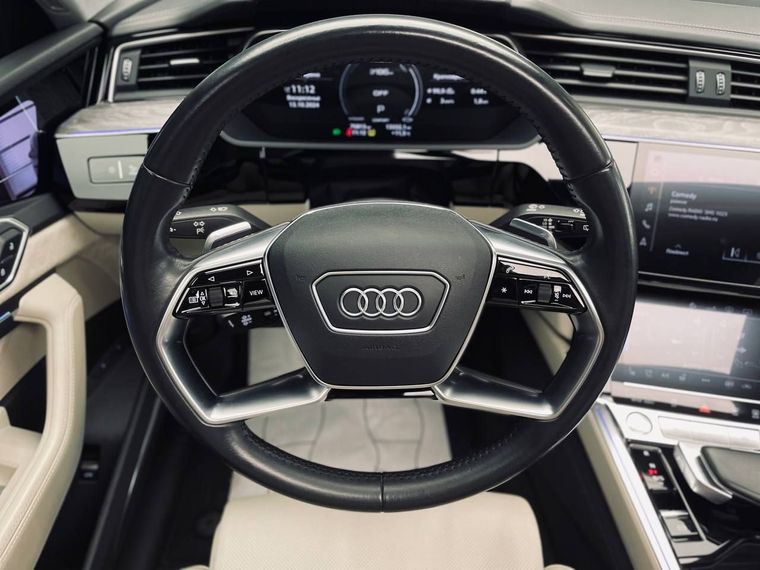 Audi e-tron 2020 года, 75 811 км - вид 10