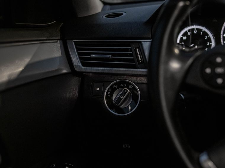 Mercedes-Benz E-класс 2012 года, 171 560 км - вид 10