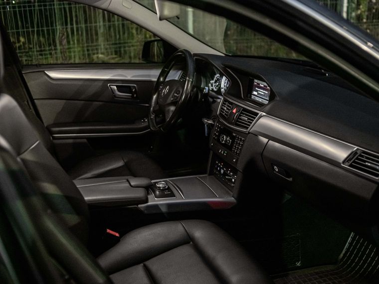 Mercedes-Benz E-класс 2012 года, 171 560 км - вид 12