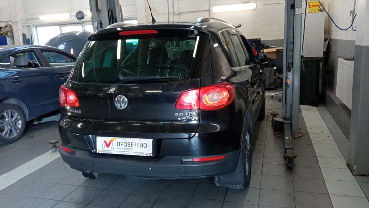 Volkswagen Tiguan 2011 года, 255 268 км - вид 3