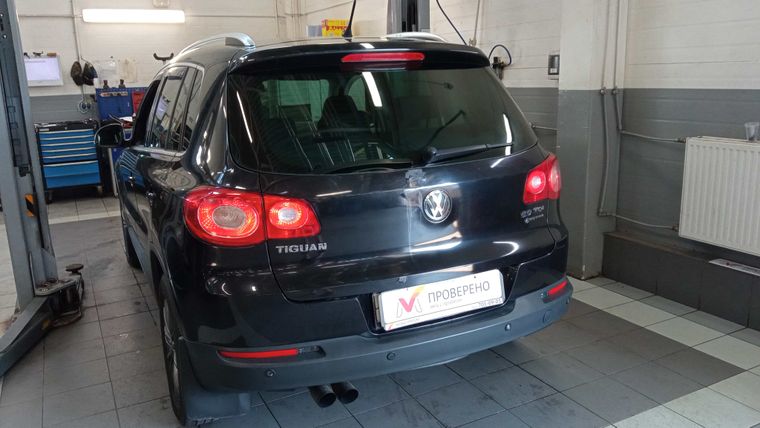 Volkswagen Tiguan 2011 года, 255 268 км - вид 4