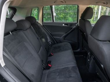 Volkswagen Tiguan 2011 года, 255 268 км - вид 11