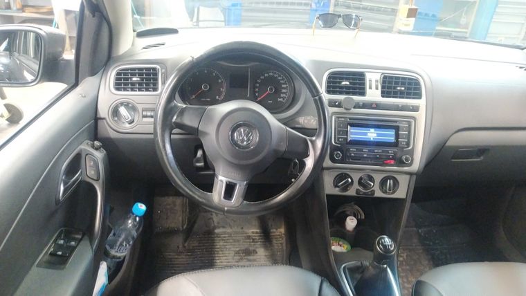 Volkswagen Polo 2013 года, 195 985 км - вид 4
