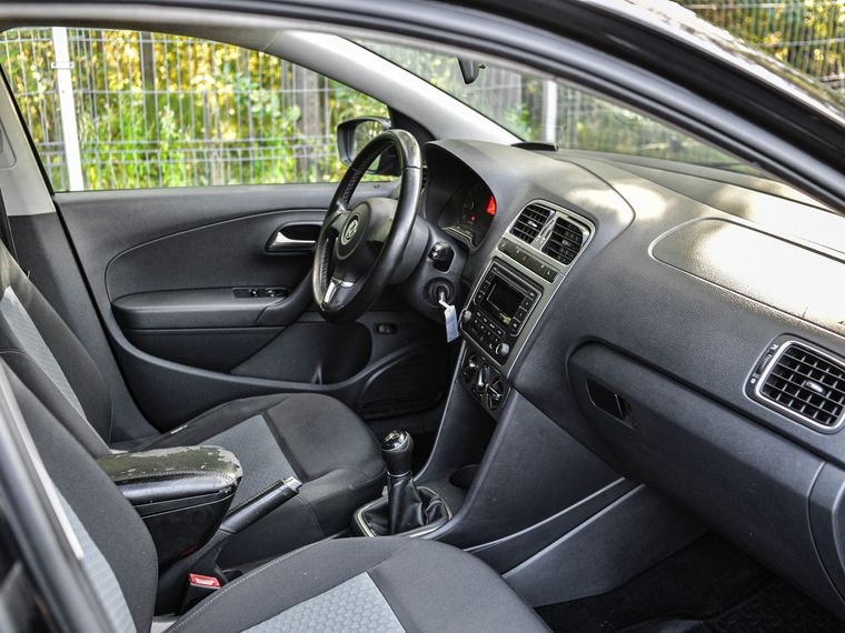 Volkswagen Polo 2013 года, 195 985 км - вид 12