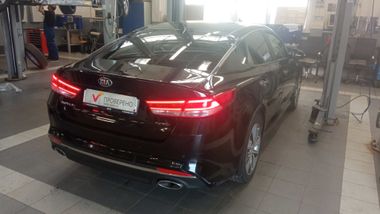 KIA Optima 2018 года, 108 876 км - вид 3