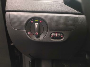 Volkswagen Jetta 2013 года, 225 849 км - вид 12