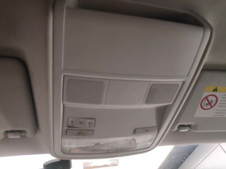 Volkswagen Jetta 2013 года, 225 849 км - вид 19