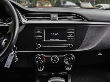 Kia Rio 2022 года, 120 607 км - вид 7