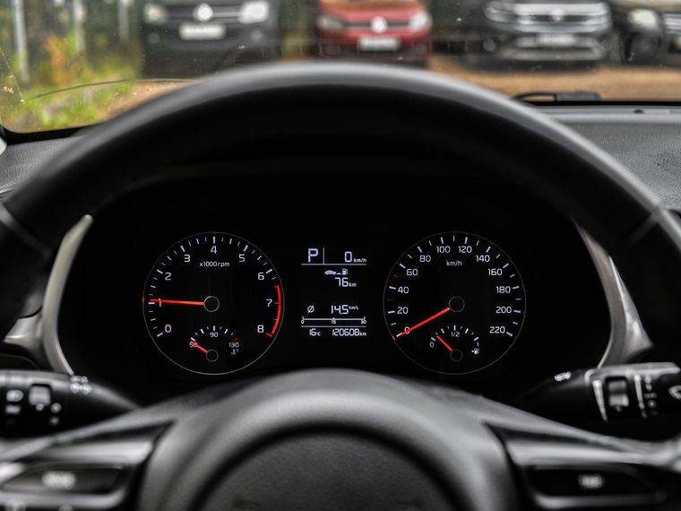 Kia Rio 2022 года, 120 607 км - вид 5