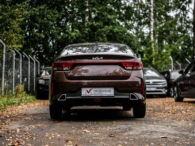 Kia Rio 2022 года, 120 607 км - вид 4