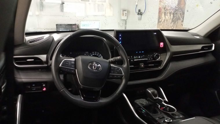Toyota Highlander 2023 года, 11 640 км - вид 5