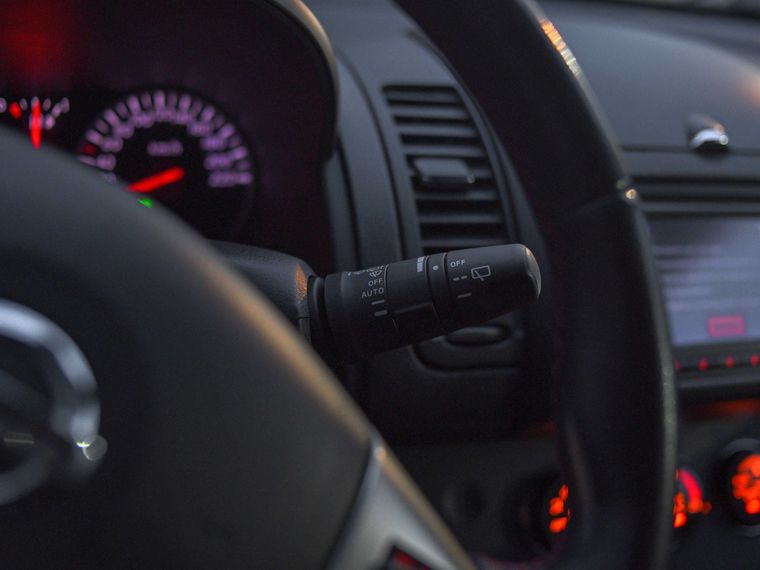 Nissan Note 2011 года, 317 479 км - вид 8