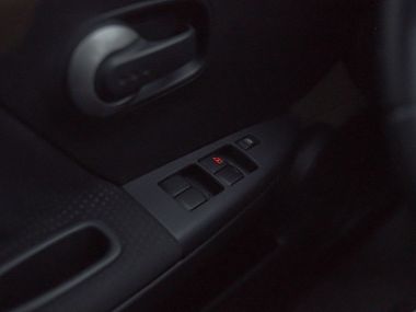 Nissan Note 2011 года, 317 479 км - вид 11