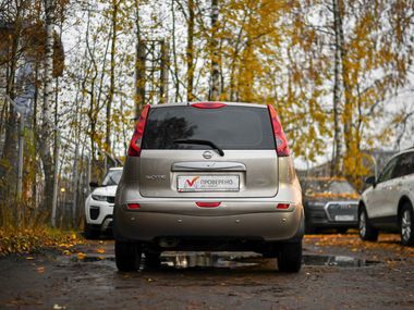 Nissan Note 2011 года, 317 479 км - вид 4