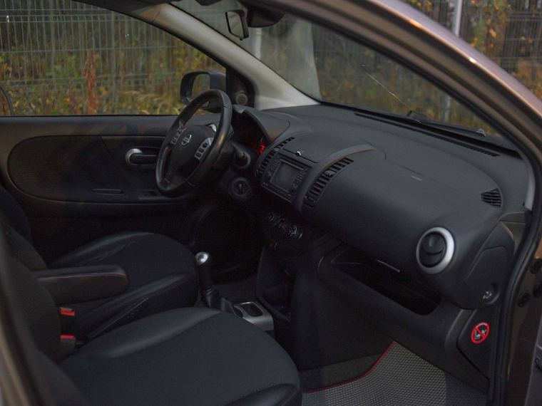 Nissan Note 2011 года, 317 479 км - вид 13