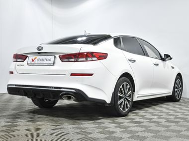 KIA Optima 2019 года, 138 617 км - вид 5