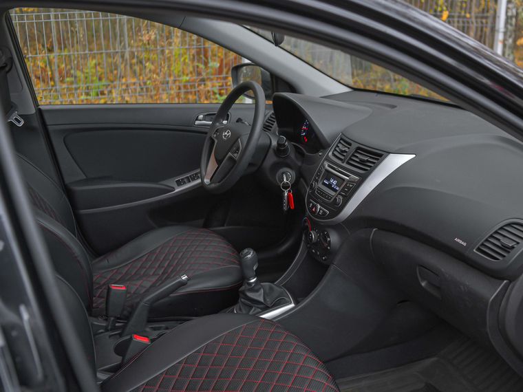 Hyundai Solaris 2016 года, 140 294 км - вид 11