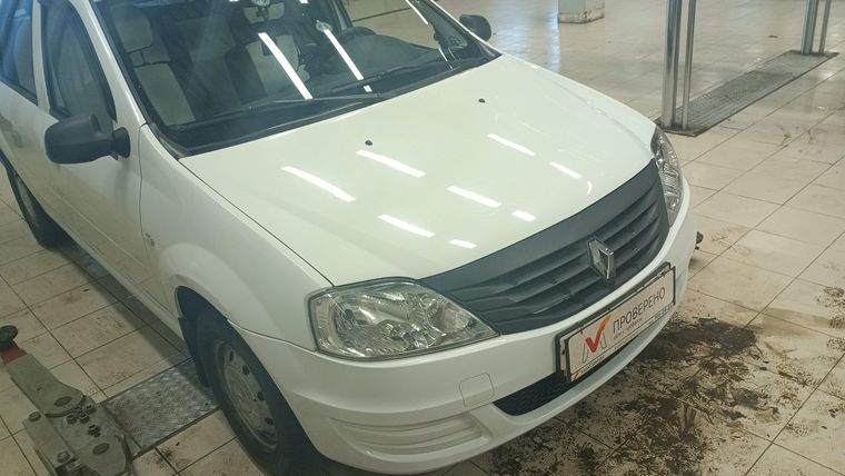 Renault Logan 2015 года, 44 139 км - вид 3