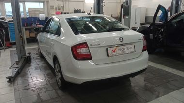 Skoda Rapid 2019 года, 124 085 км - вид 3