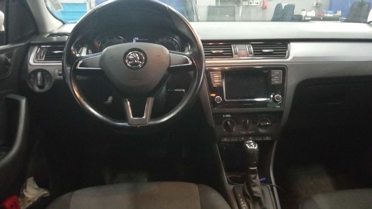 Skoda Rapid 2019 года, 124 085 км - вид 5