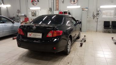 Toyota Corolla 2008 года, 176 000 км - вид 3