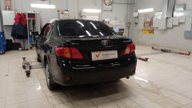 Toyota Corolla 2008 года, 176 000 км - вид 4