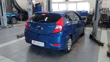 Hyundai Solaris 2012 года, 219 000 км - вид 3