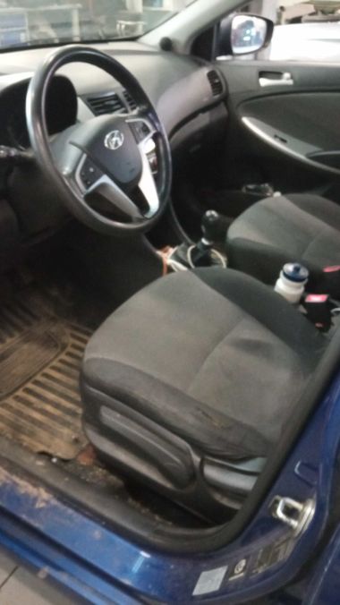 Hyundai Solaris 2012 года, 219 000 км - вид 5