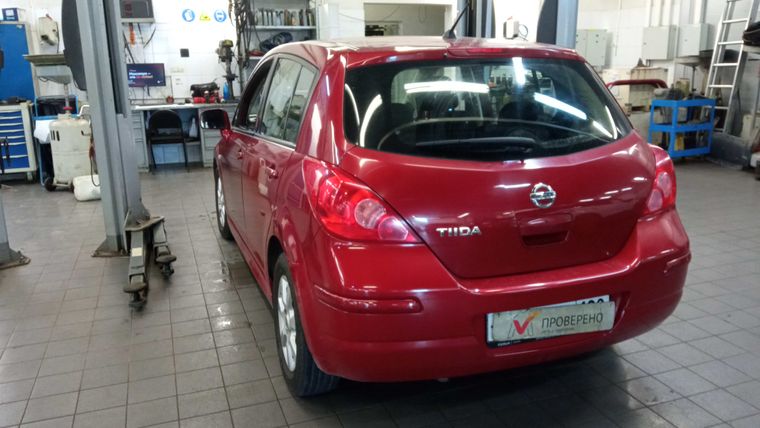 Nissan Tiida 2011 года, 189 492 км - вид 4