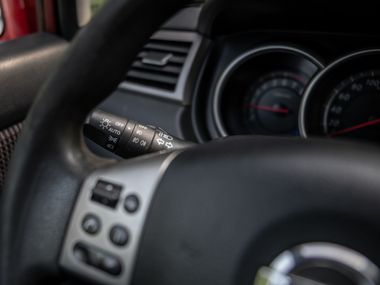 Nissan Tiida 2011 года, 189 492 км - вид 6
